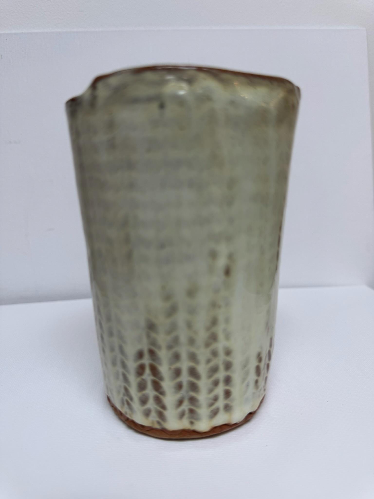 Pottery Travel Mug, Cream, Tea/Coffee cup - Image 4