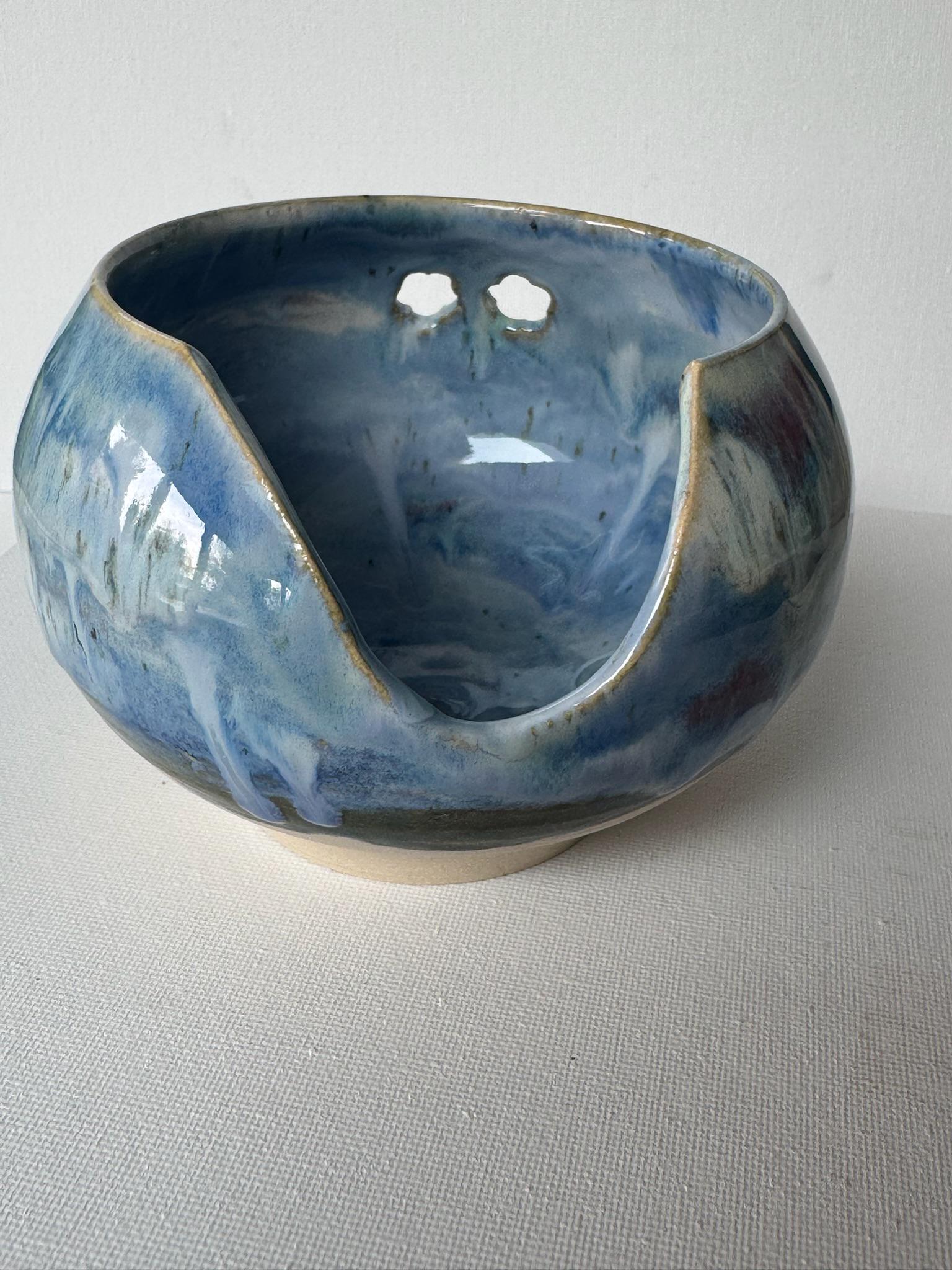 Salt Pig Bowl: UK Artisan Pottery for Olives, Sugar, Nuts - Image 4