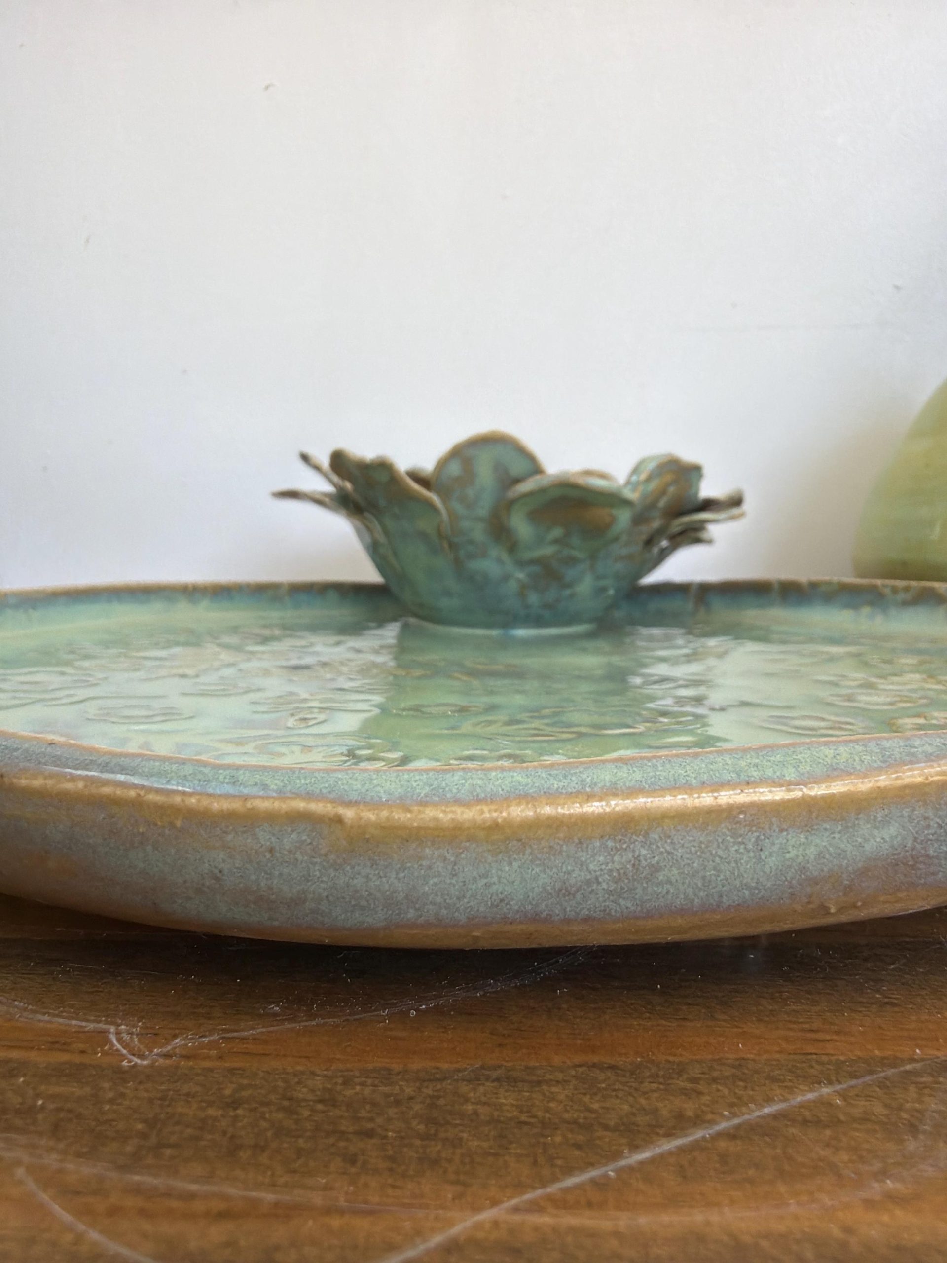 Chip and Dip Platte hand made unique green with a flower - Image 11