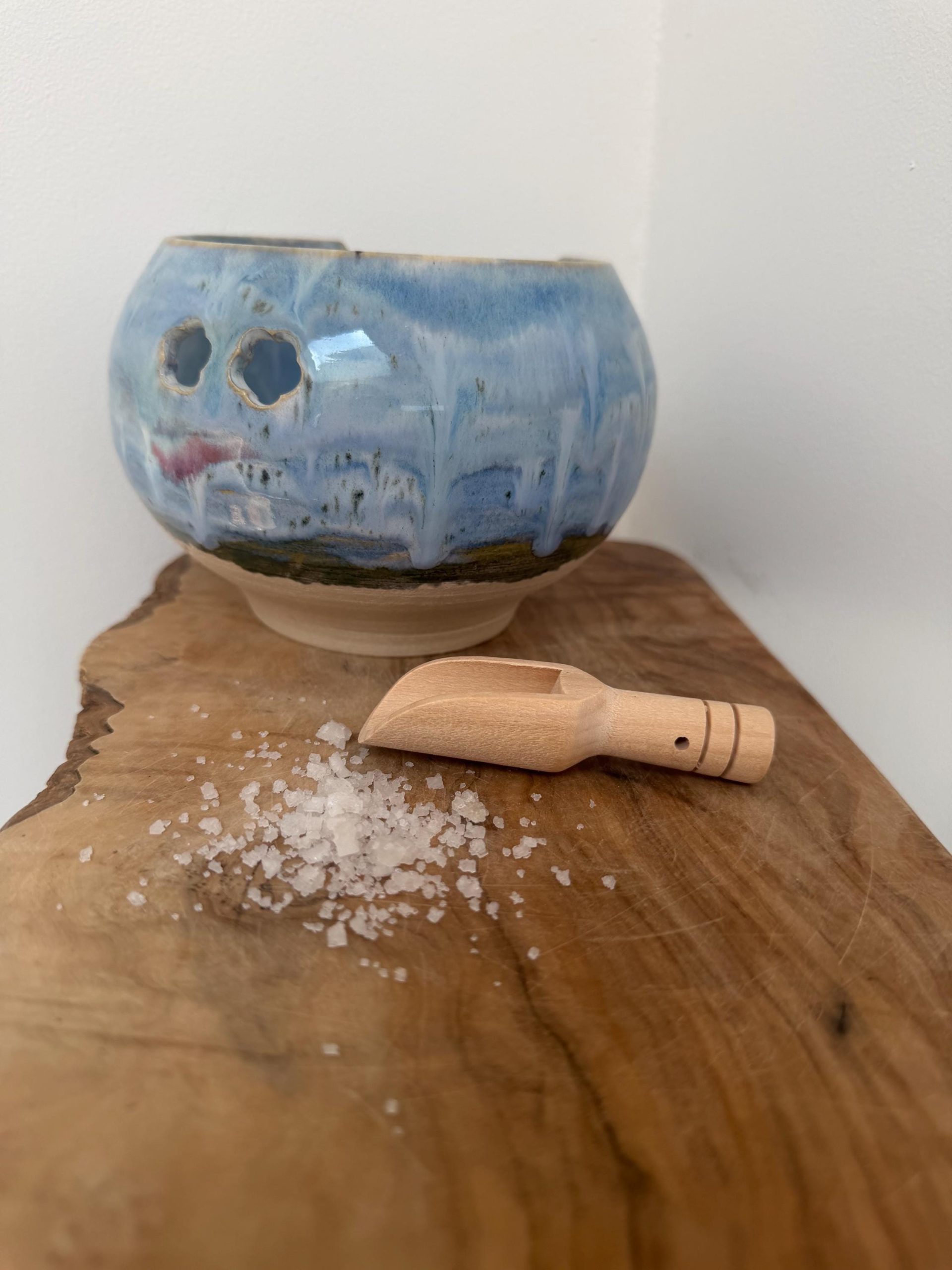 Salt Pig Bowl: UK Artisan Pottery for Olives, Sugar, Nuts - Image 19