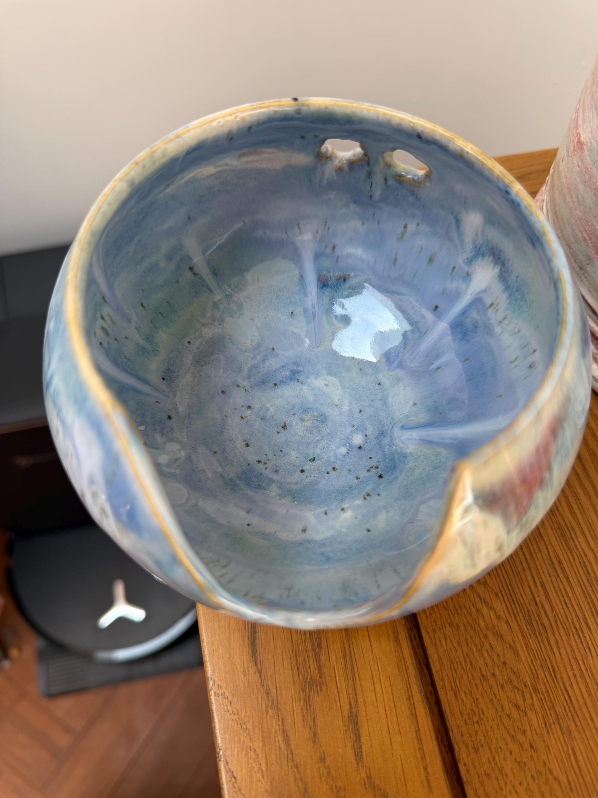 Salt Pig Bowl: UK Artisan Pottery for Olives, Sugar, Nuts - Image 11