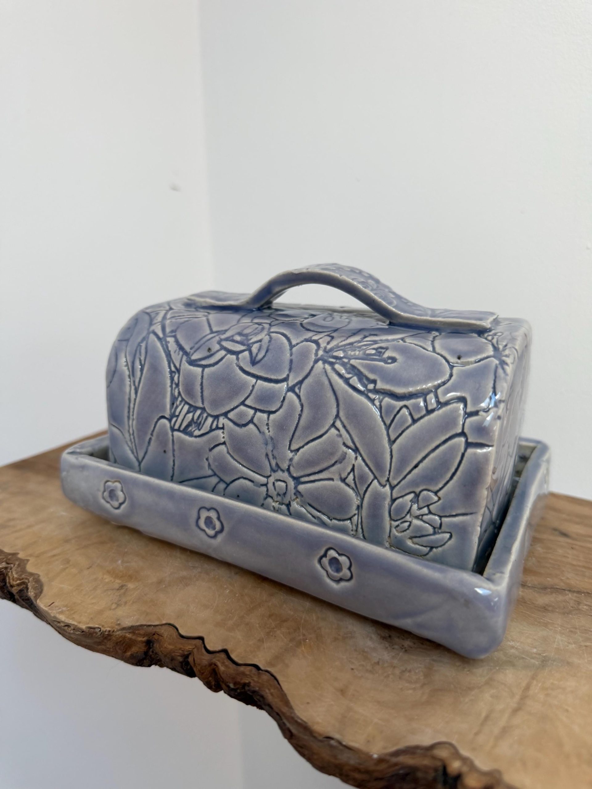 Butter Dish with lid handmade lavender - Image 12