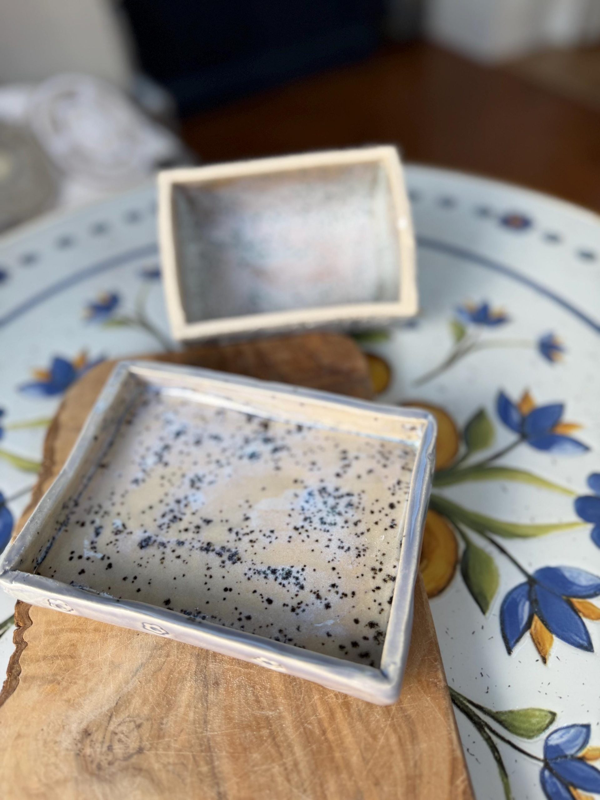 Butter Dish with lid handmade lavender - Image 10