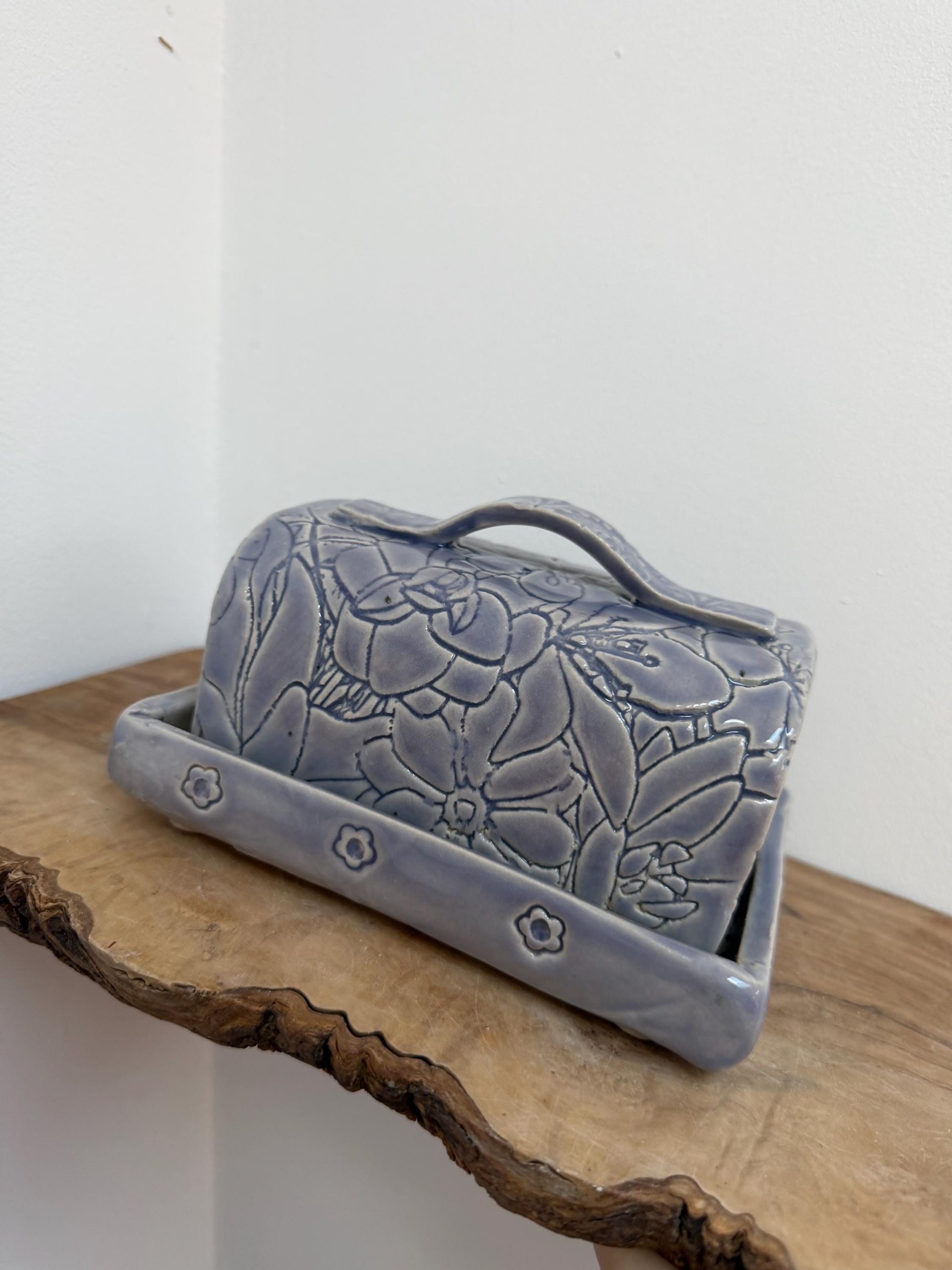 Butter Dish with lid handmade lavender - Image 9