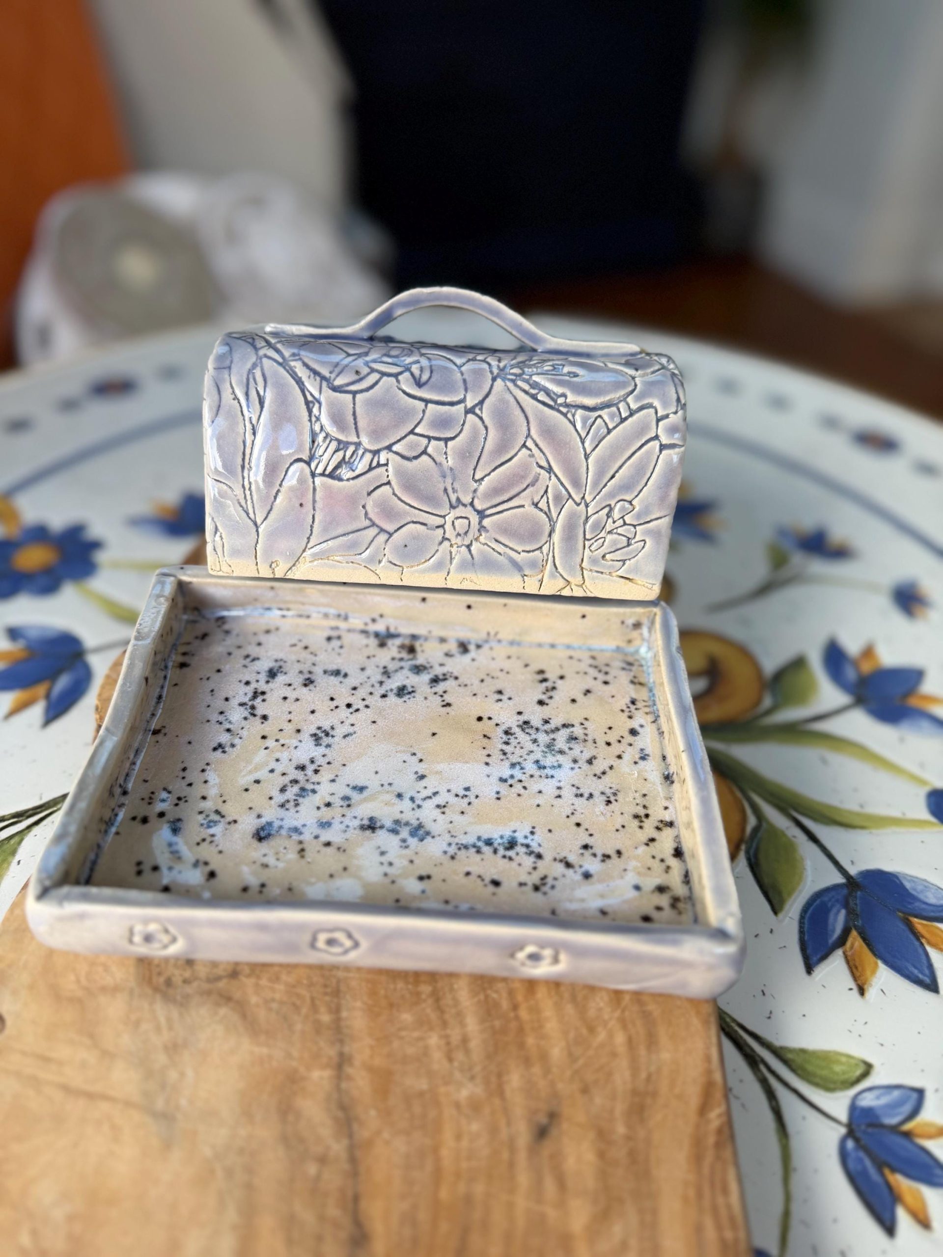 Butter Dish with lid handmade lavender - Image 13