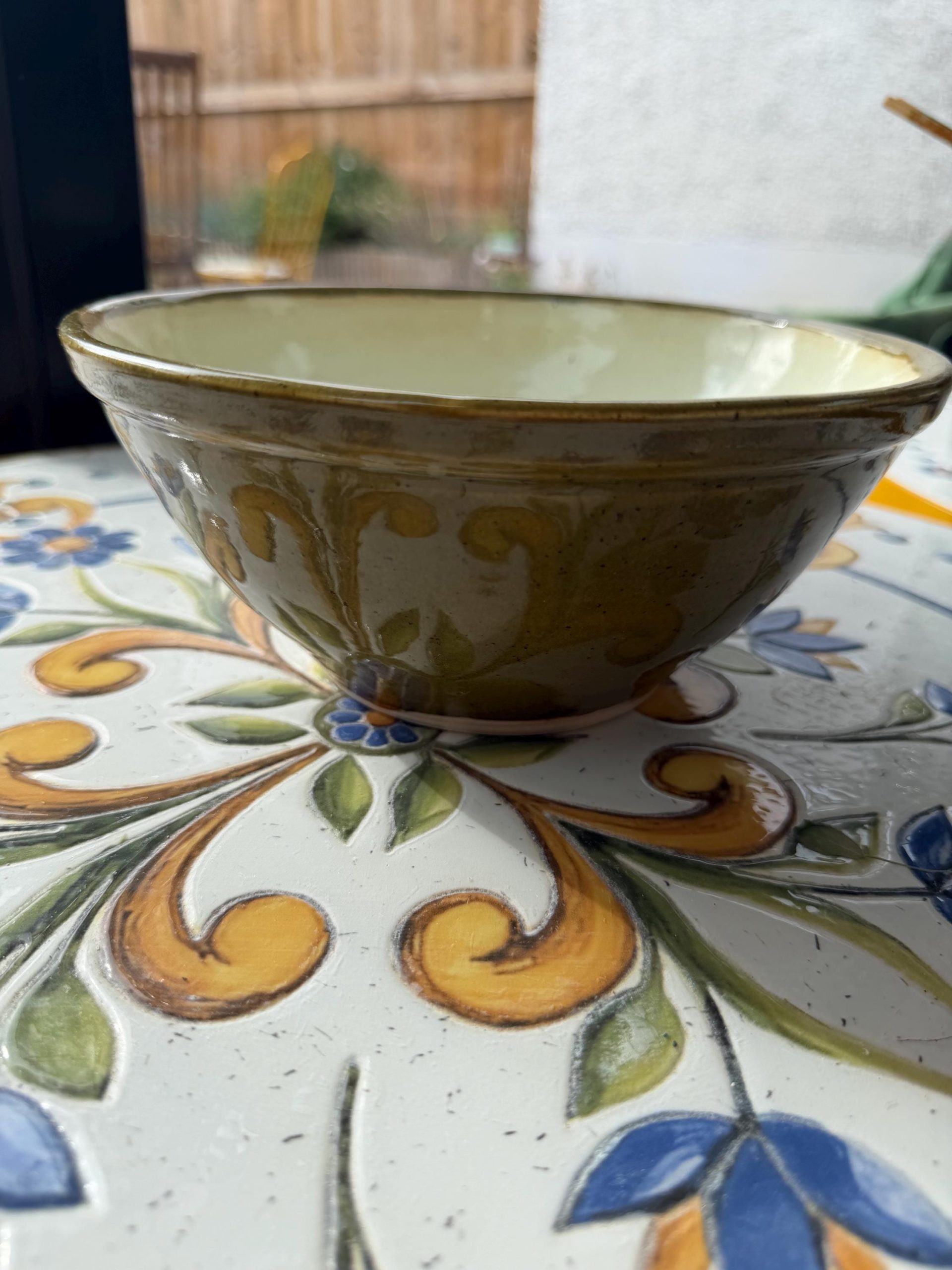 Handmade Ceramic Green Cream Stoneware Mixing Bowl, 1.2L Kitchen Serving Bowl - Image 10